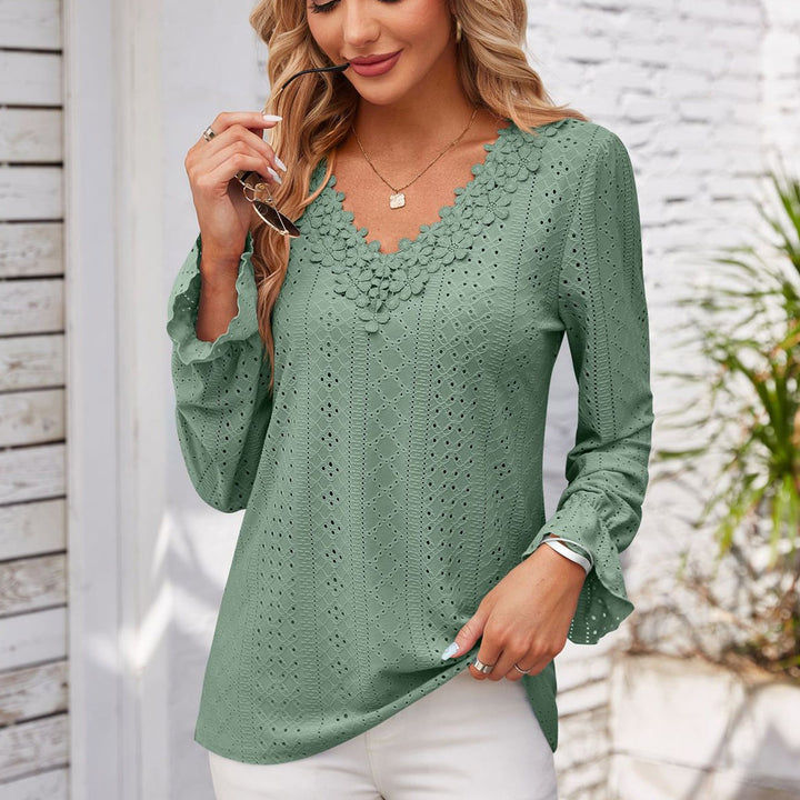 Damen Bluse mit dekorativem Spitzenkragen Drune