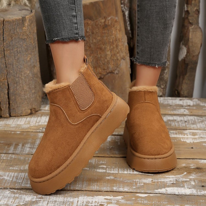 Damen Gefütterte Chelsea‑Stiefeletten aus Wildlederoptik mit elastischer Seitenblende und profilierter Gummisohle Drune