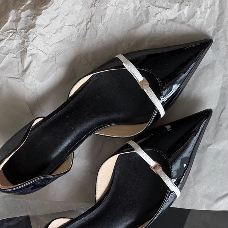 Damen Elegante Lack‑D'Orsay‑Pumps mit spitzer Zehenkappe, niedrigem Kittenabsatz und zartem Zierriemchen Drune