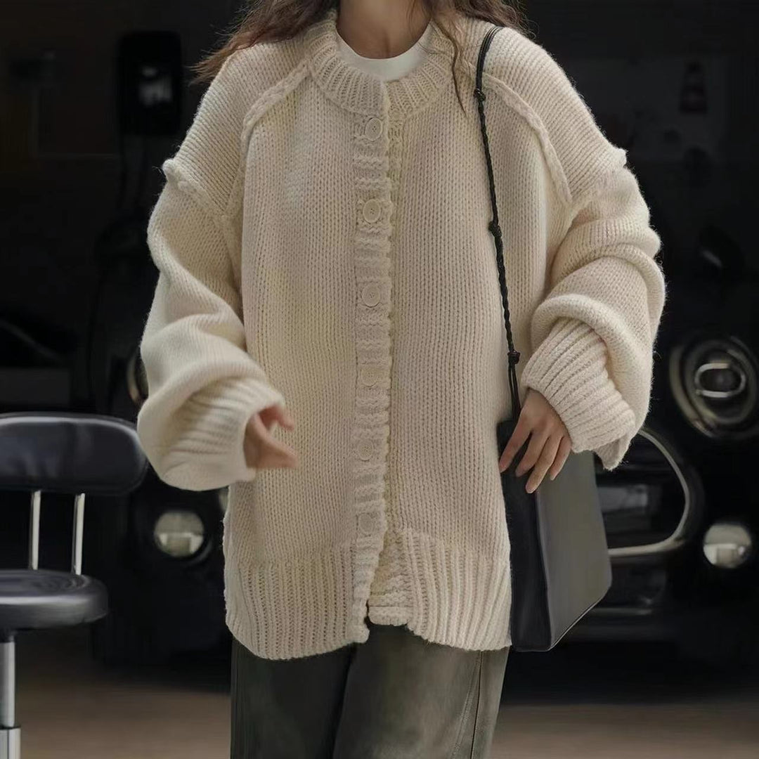 Damen oversized Strickjacke mit speziellen Knopfdetails und weiten Ärmeln Drune