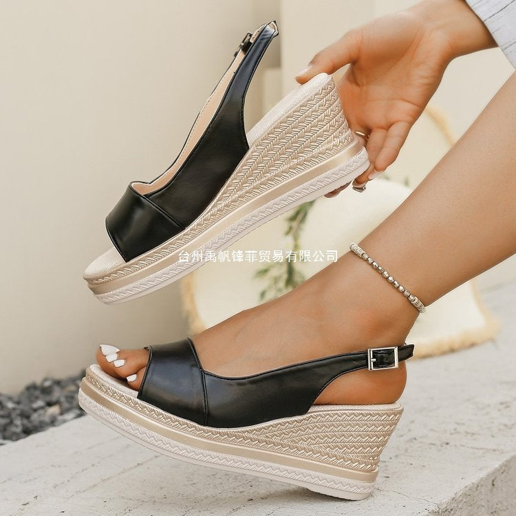 Damen Wedge-Pantoletten aus hochwertigem Kunstleder mit elastischen Riemen und trendiger Sohle Drune
