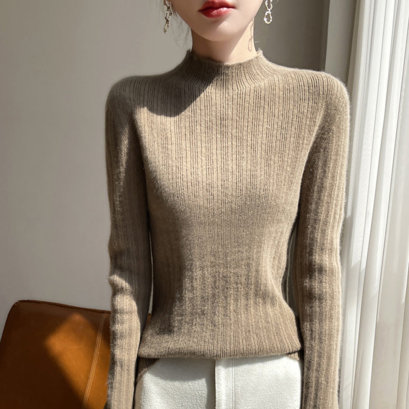 Damen Schmal geschnittener Feinstrick-Pullover mit kurzem Stehkragen und feiner Rippenstruktur Drune