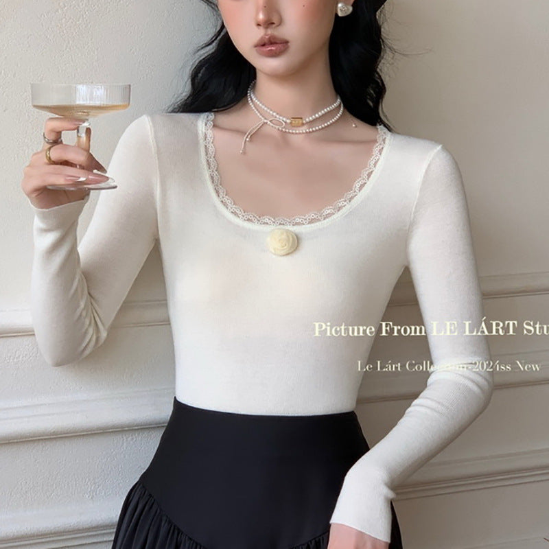 Damen Langarmshirt mit romantischen Spitzenakzenten und floralen Details