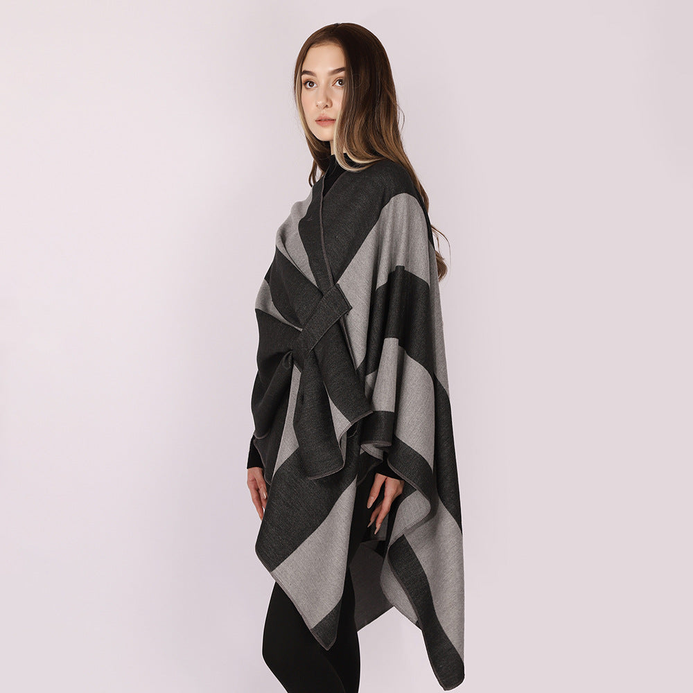 Damen Oversize-Cape mit Blockstreifen und Bindegürtel Drune