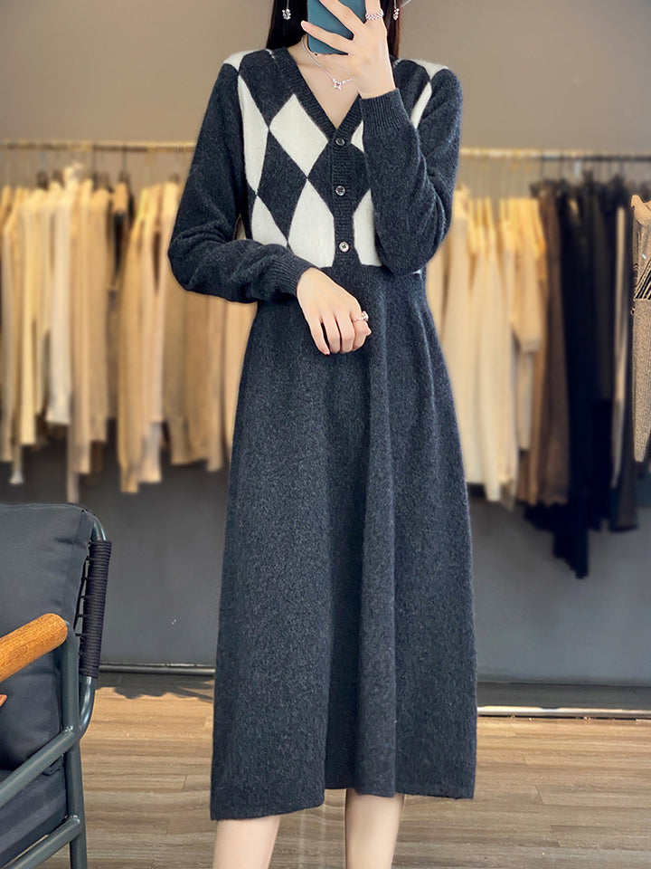 Damen Strick-Set mit V-Cardigan Rautenmuster und tailliertem Midirock Drune
