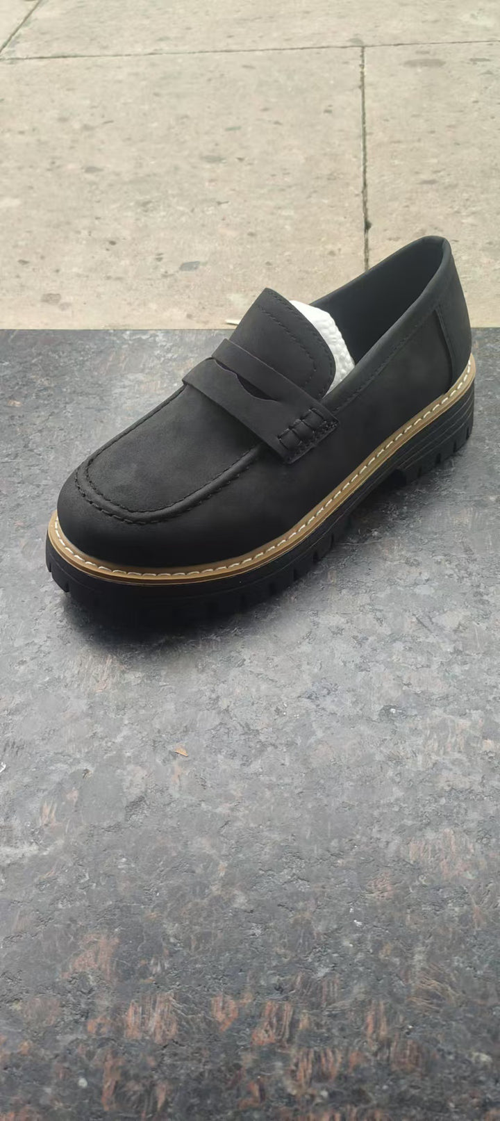 Herren nan robuste Penny-Loafer mit markanter Profilsohle, handwerklicher Ziernaht und gepolstertem Komfortfußbett Drune