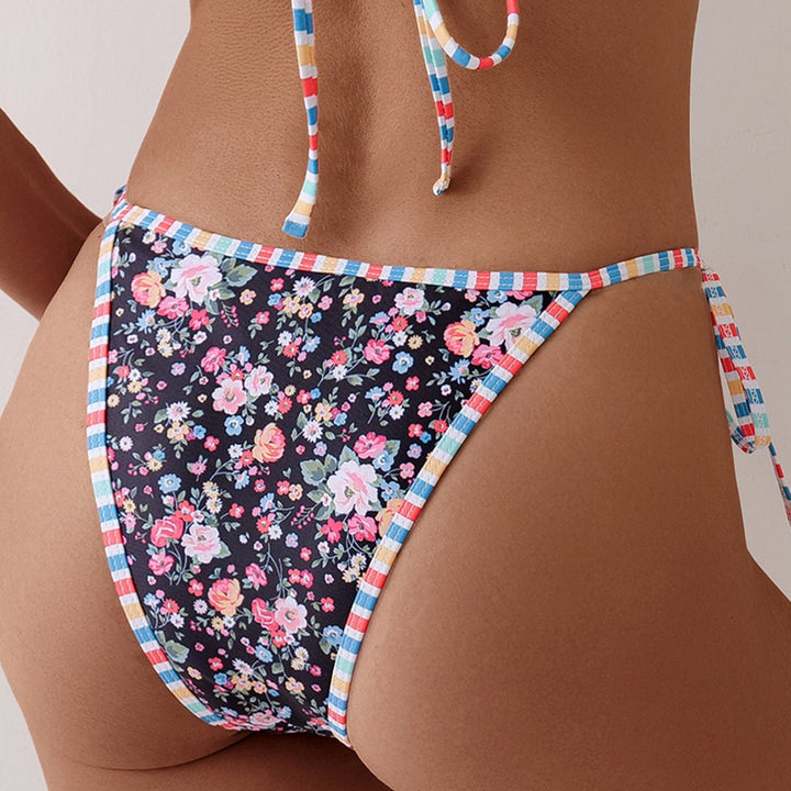 Damen Bikini mit floralem Muster und verspielten Bindebändern Drune