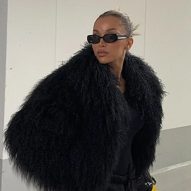 Damen Flauschige Kurzjacke mit oversized Schnitt Drune