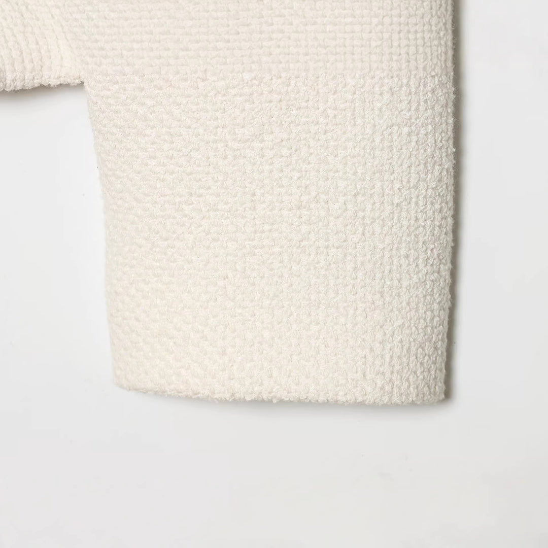 Damen Bouclé-Cropped-Jacke mit Stehkragen, bezogenen Knöpfen und aufgesetzten Pattentaschen Drune