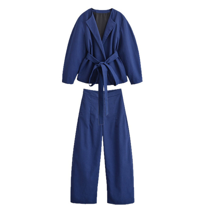 Damen Kurzblazer im Kimono‑Stil mit Bindegürtel und kastiger Silhouette Drune