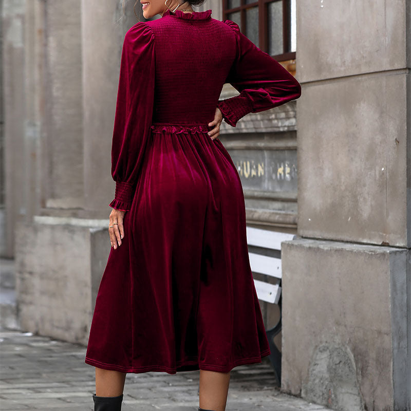Damen Midikleid mit Rüschendetails und V-Ausschnitt Drune