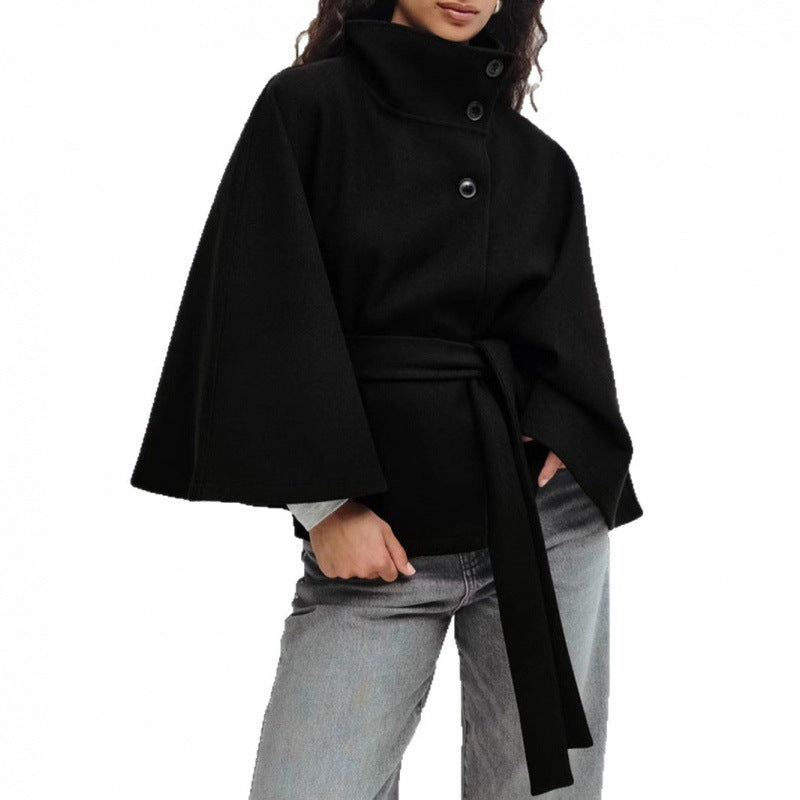 Damen Wollmantel im Cape‑Stil mit Stehkragen und Taillengürtel Drune