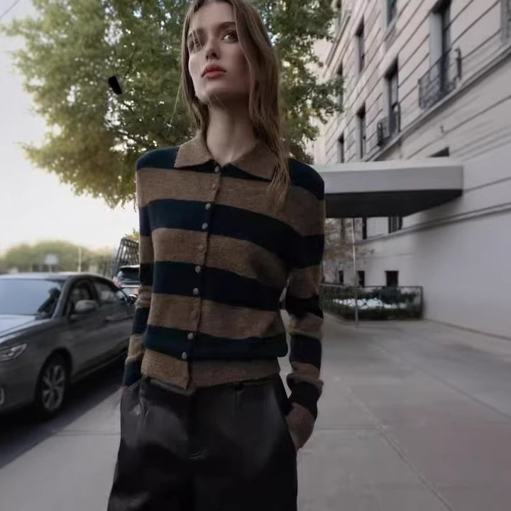 Damen Gestreifte Strickjacke mit Polokragen, Knopfleiste und kurzem Boxy‑Schnitt Drune