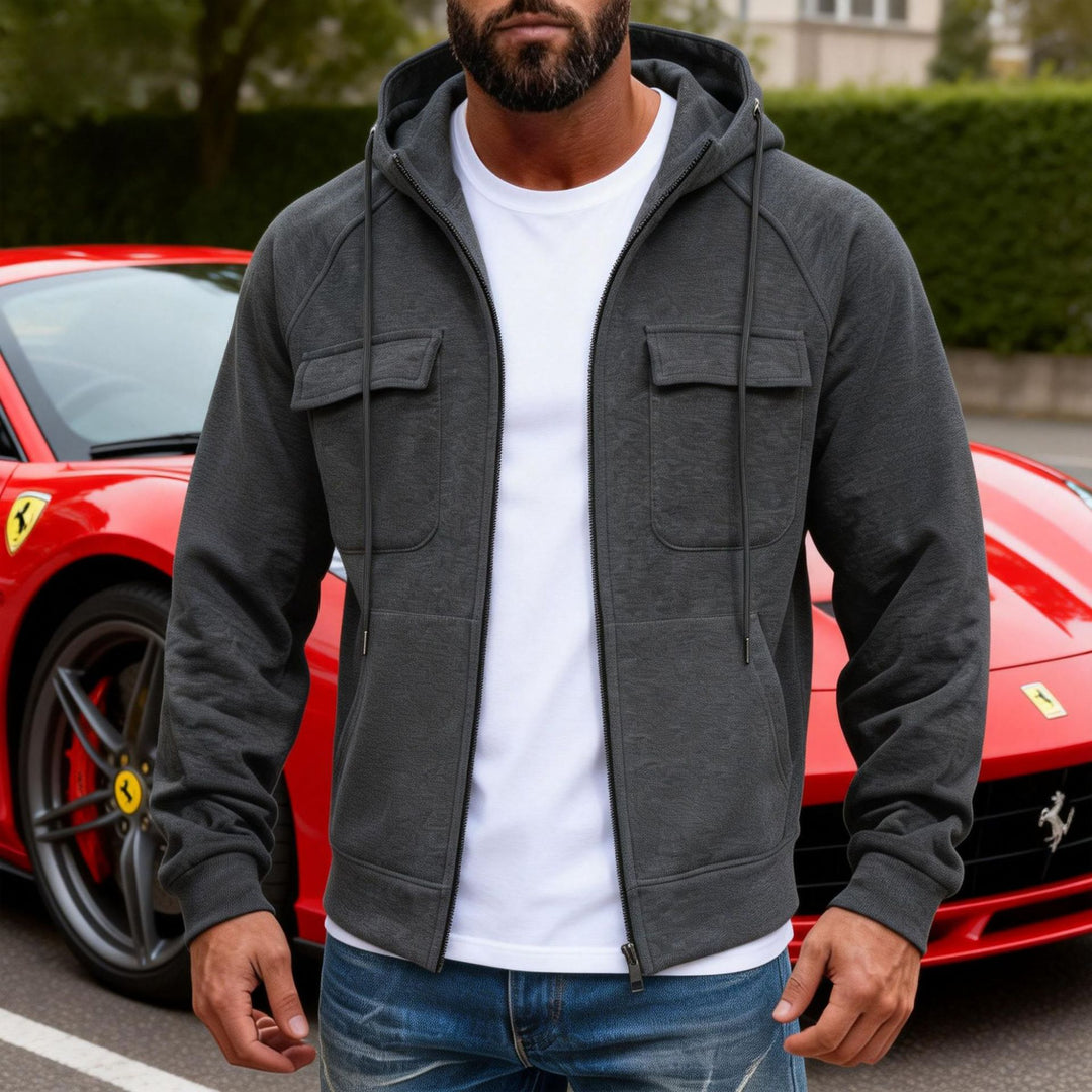 Herren Kapuzenjacke mit durchgehendem Reißverschluss, Brustklappen und moderner Slim‑Fit-Silhouette Drune