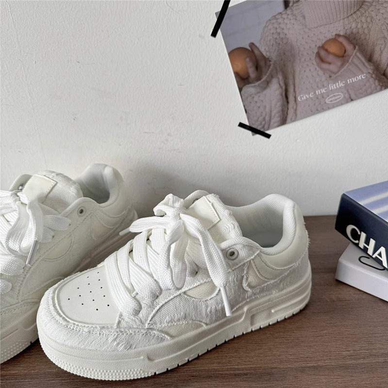 Damen Sneakers mit texturiertem Obermaterial und dämpfender Sohle Drune
