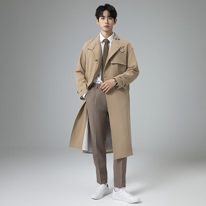 Herren Langer moderner Trenchcoat aus leichtem Twill mit verdeckter Knopfleiste und Taillenriegel Drune