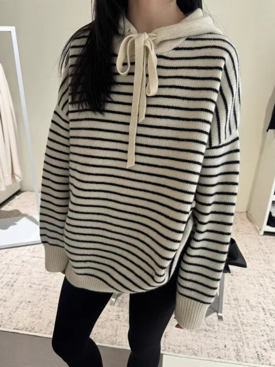 Damen Oversize-Kapuzenpullover aus weichem Feinstrick mit maritimem Streifenmuster Drune
