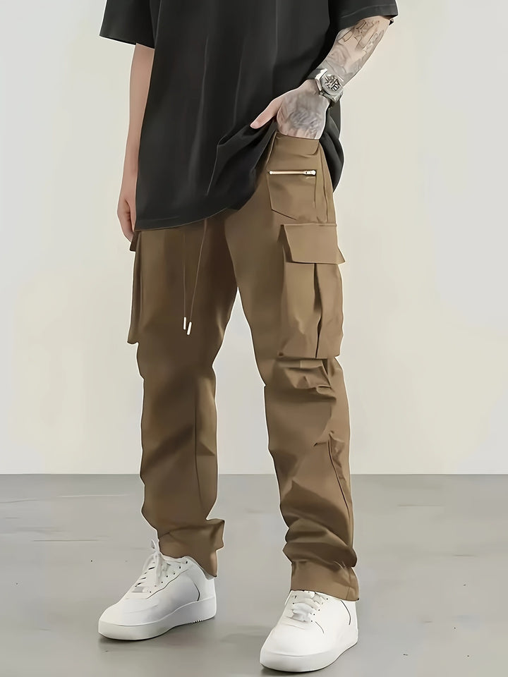 Herren utilitaristische Cargohose mit Reißverschluss‑Tasche, Klappen & Kordelbund Drune