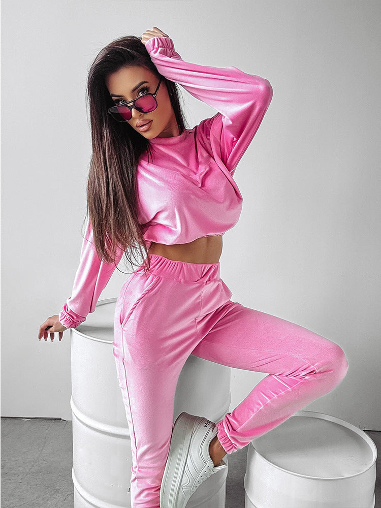 Damen modisches Sport-Set mit cropped Oberteil und bequemer Hose Drune
