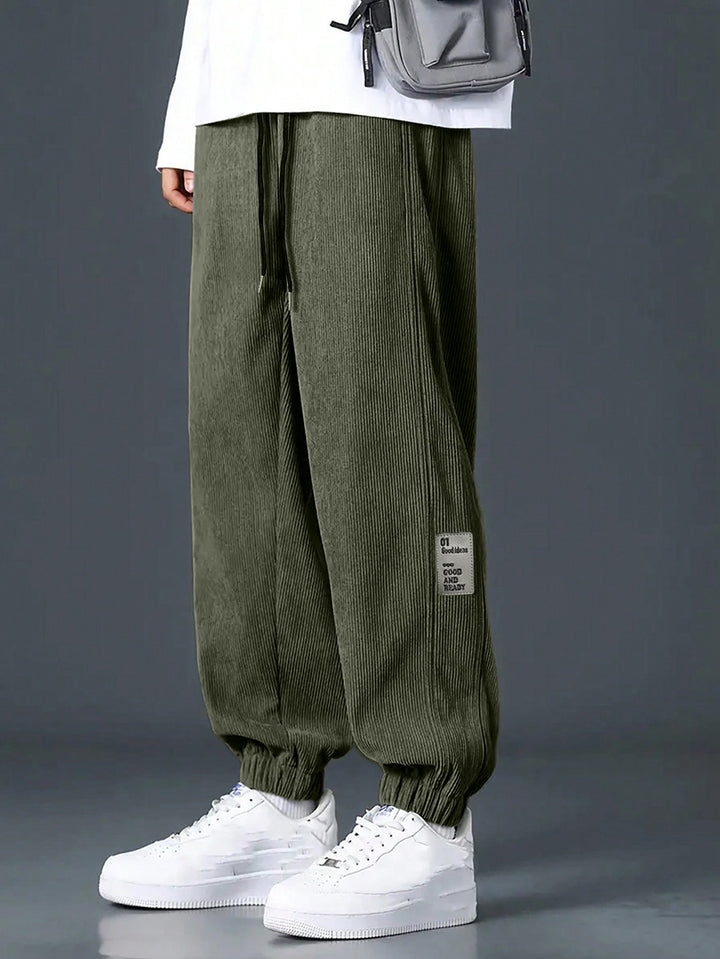 Herren nan Relax-Freizeithose aus feiner Breitkordstruktur mit Tunnelzug und elastischen Knöchelabschlüssen Drune