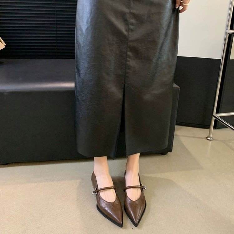 Damen elegante Ballerinas mit zeitgemäßem Riemchen und spitzem Design Drune