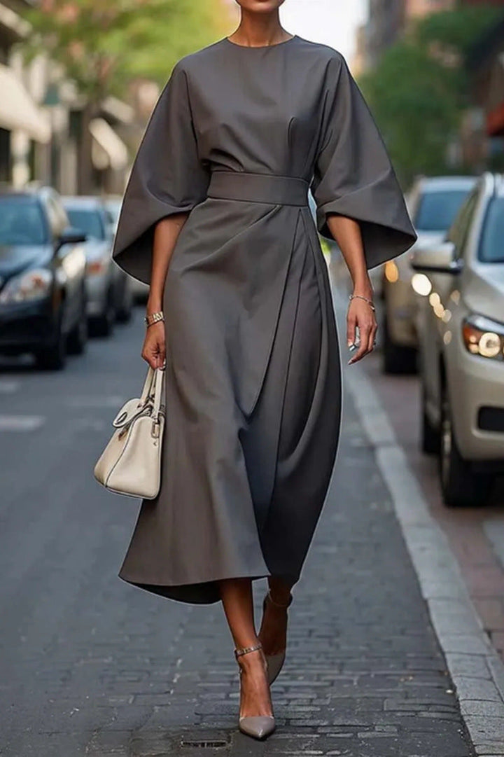 Damen Elegantes Maxikleid mit innovativem Schnitt und voluminösen Ärmeln Drune
