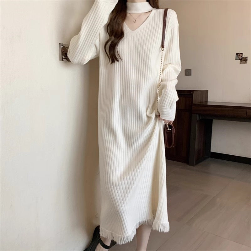 Damen Strickkleid mit V-Ausschnitt und Fransen Drune