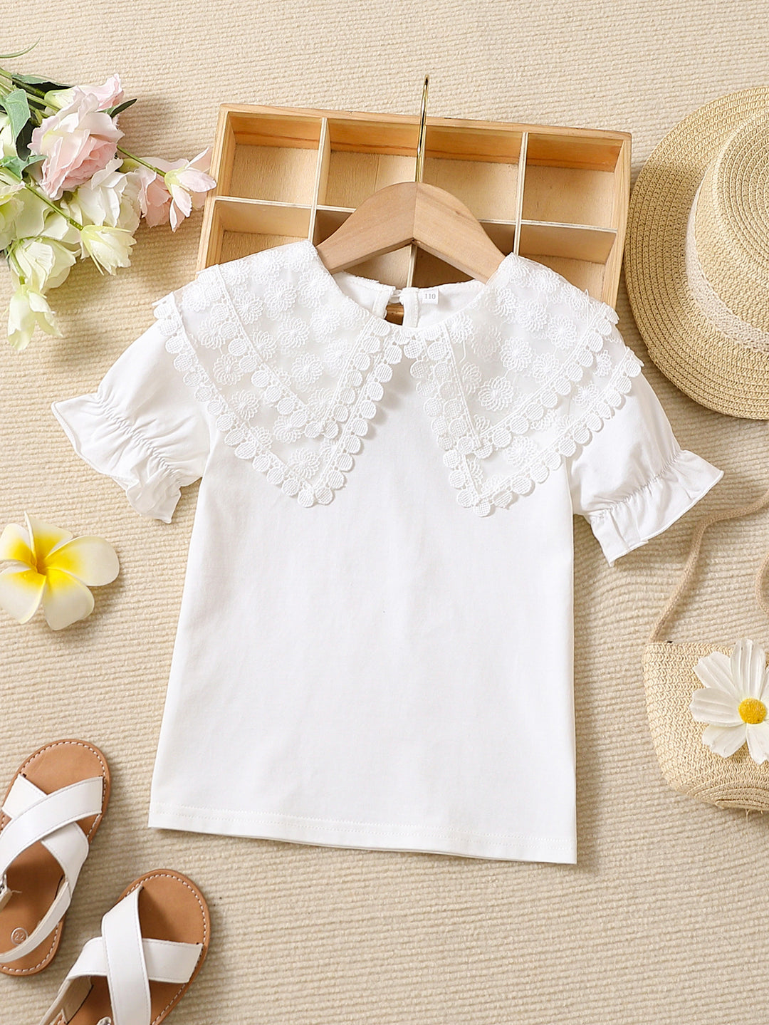 Mädchen modisches T-Shirt mit romantischem Rüschenkragen Drune