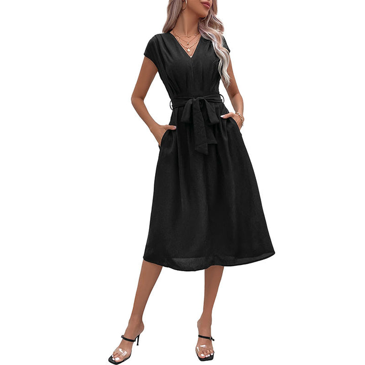 Damen Wickelkleid mit schönem V-Ausschnitt und taillierbarem Gürtel Drune