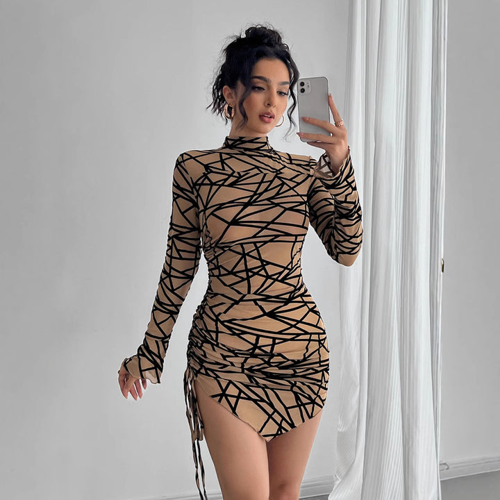 Damen nan figurbetontes transparentes Langarm Minikleid mit Rollkragen und seitlicher Raffung Drune