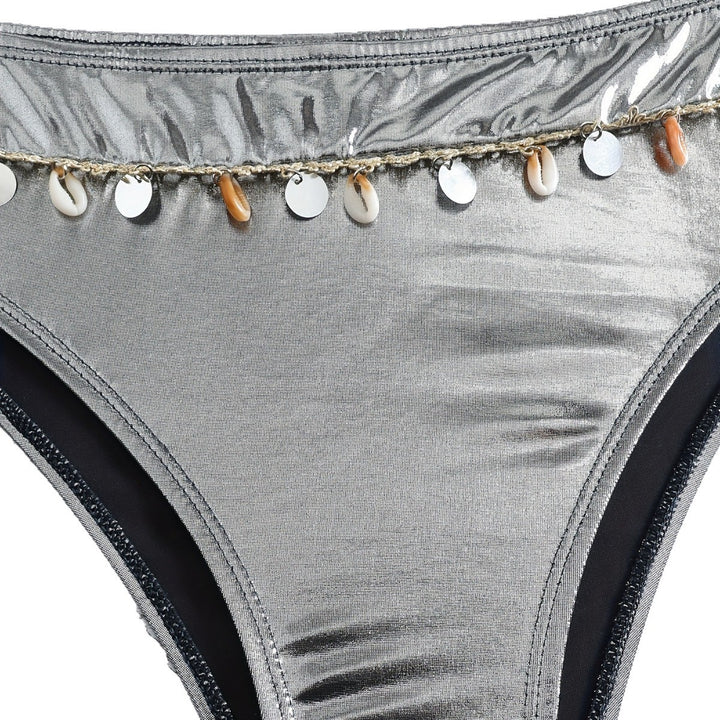 Damen Bandeau-Bikini mit eleganter Glanzoptik und modischen Muscheldetails Drune