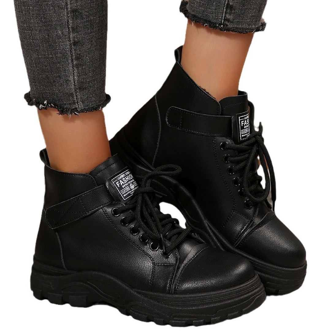 Damen Plateau-Ankleboots mit Klettverschluss, robuster Lug-Sohle und gepolstertem Schaft Drune