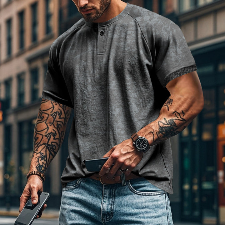Herren Kurzarm-Henley-Shirt mit strukturierten Akzenten und sportlichem Schnitt Drune