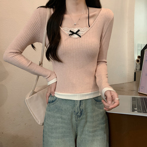 Damen Langarmshirt mit V-Ausschnitt und Spitzenakzenten Drune