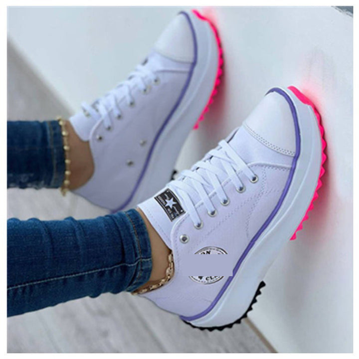 Damen Plateau-Canvas-Sneaker mit profilierter Gummilaufsohle und gepolstertem Komfortfußbett Drune