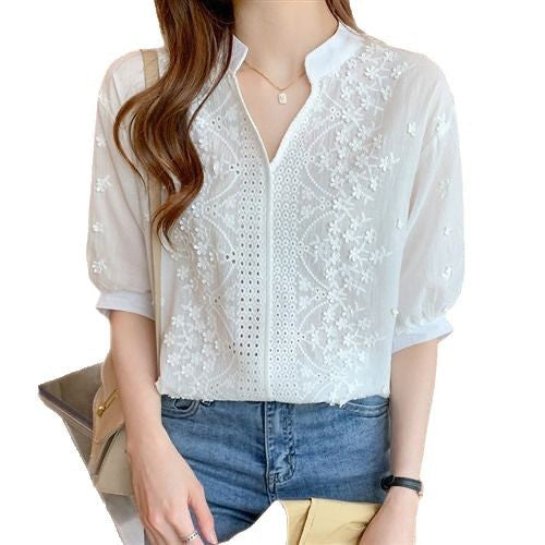 Damen Bluse mit floralen Stickereien und halben Ärmeln Drune