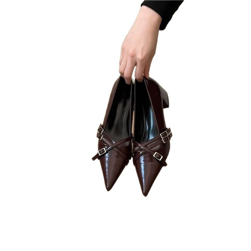 Damen Spitz zulaufende Block-Absatz Pumps mit doppeltem Zierriemen Drune