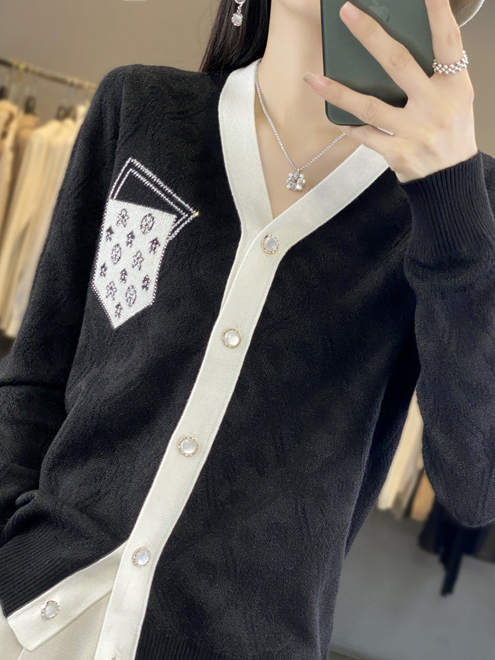 Damen Kurzgeschnittener V‑Neck-Cardigan mit Perlmuttknöpfen und kontrastierter Brusttasche Drune