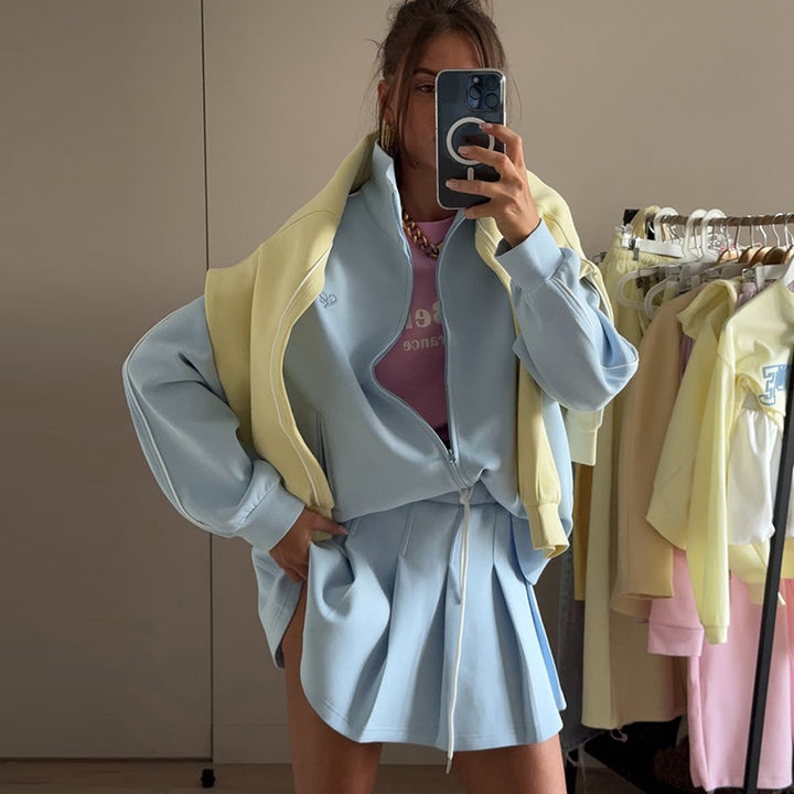 Damen trendige Sport-Loungewear mit komfortablem Oversize-Jacke und Mini-Skirt Drune
