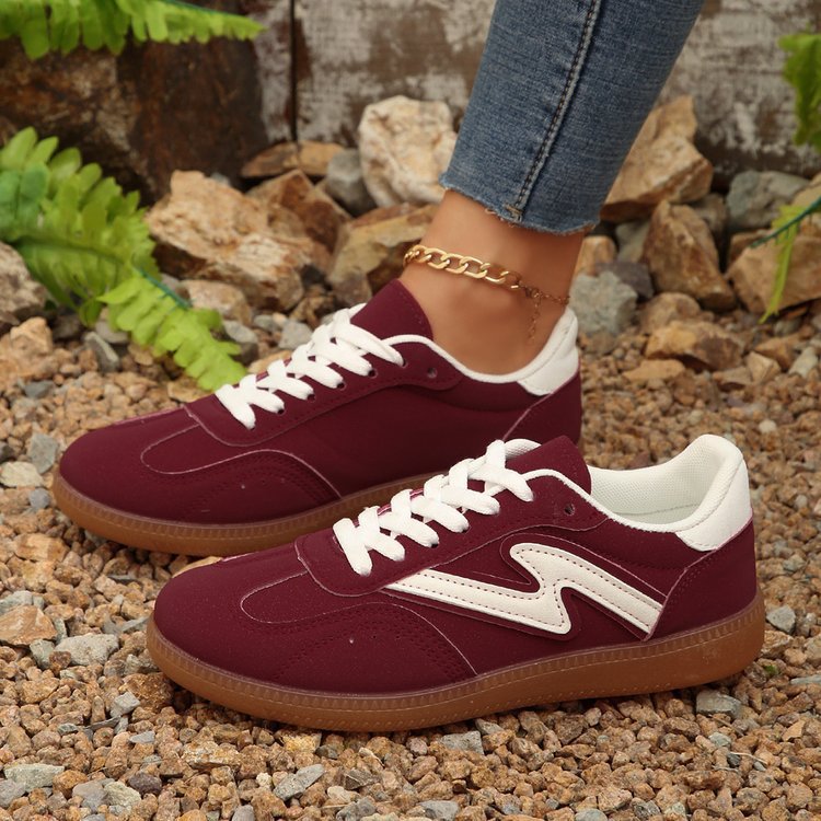 Damen Retro‑Sneaker mit Gumsohle, Kontraststreifen und gepolstertem Komfortfußbett Drune