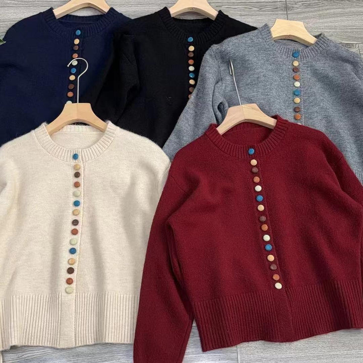 Damen Strickjacke mit bunten Knopfdetails und lässigem Schnitt Drune
