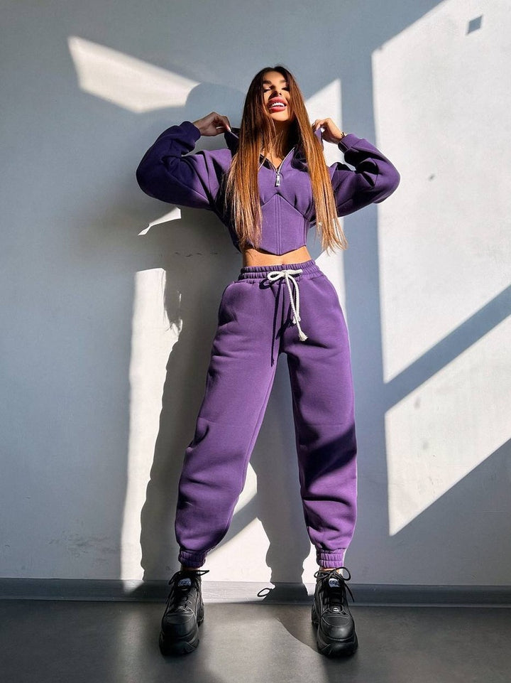 Damen Crop-Kapuzenjacke mit Korsagennaht und High-Waist Jogginghose Drune