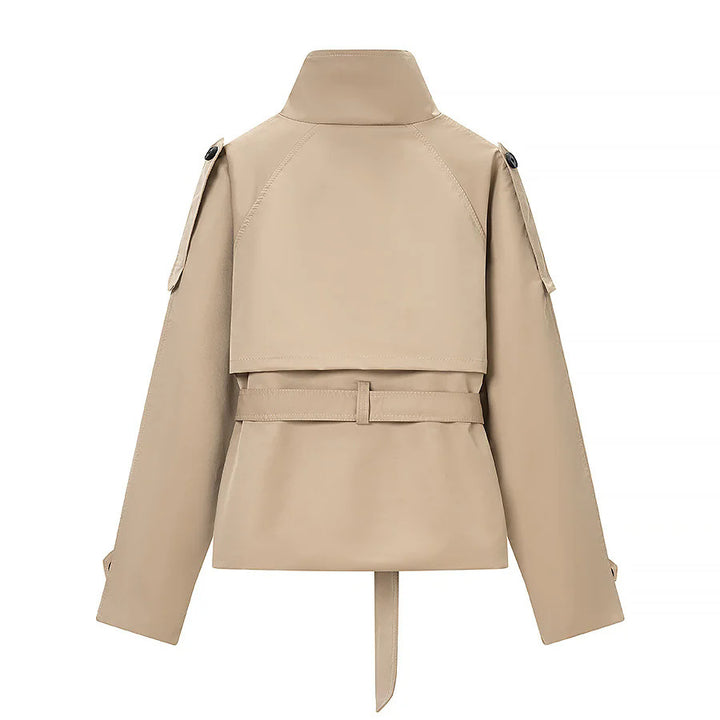 Damen nan kurze Utility‑Trenchjacke mit Stehkragen, doppellagiger Knopfleiste, Schulterklappen und taillierendem Bindegürtel Drune