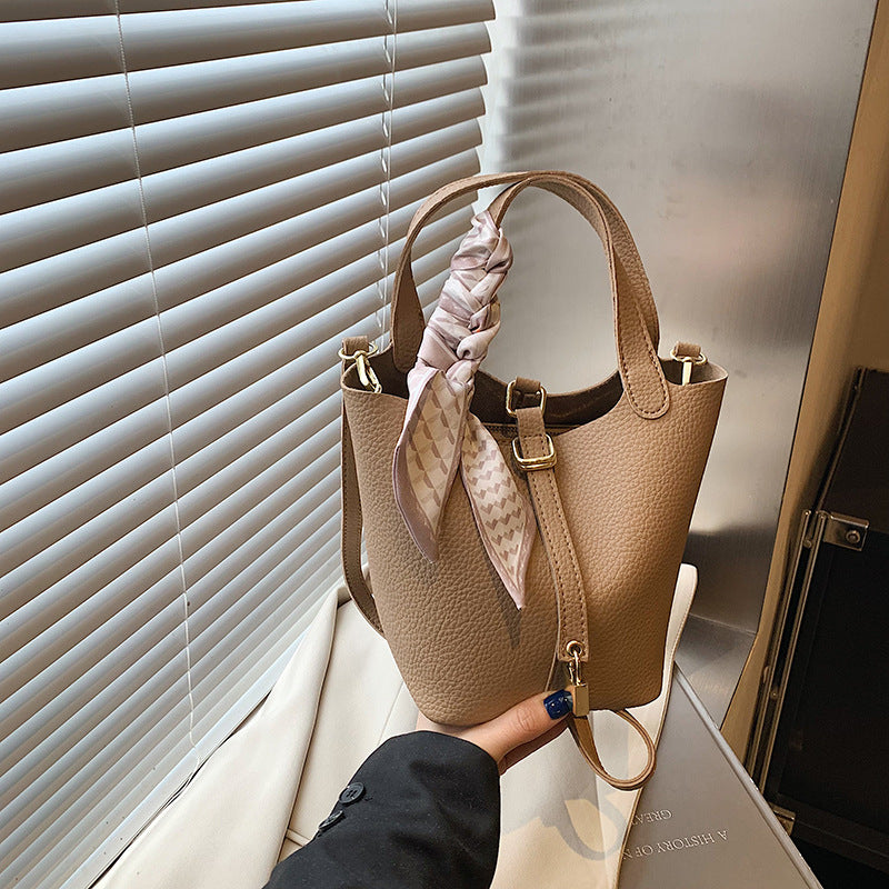Damen elegante strukturierte Handtasche mit Schal-Akzent Drune