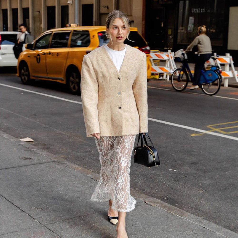Damen Taillierter strukturierter Blazer mit V‑Ausschnitt und betonter Schulterpartie Drune
