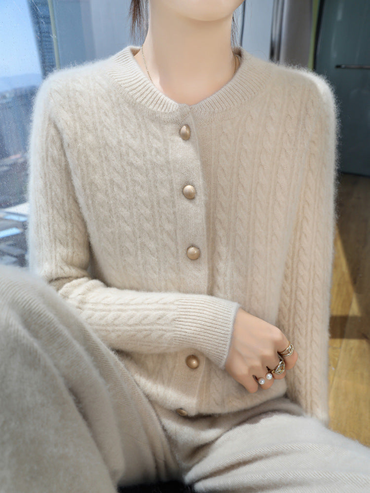 Damen Leichter Zopfstrick-Cardigan in Mohair‑Optik mit dekorativen Perlmuttknöpfen Drune