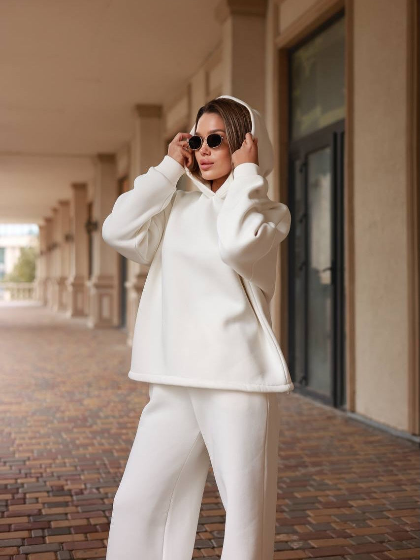 Damen Loungewear-Set mit oversized Kapuzenpullover und weiter High-Waist Jogginghose Drune