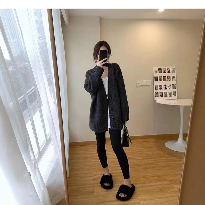 Damen Oversized Strickjacke mit tiefem V-Ausschnitt und Knopfdetails Drune