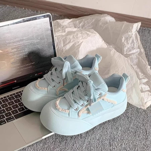 Damen Plateausneaker mit Plüschbesatz, weich gepolsterter Innensohle und skulpturierter Sohle Drune