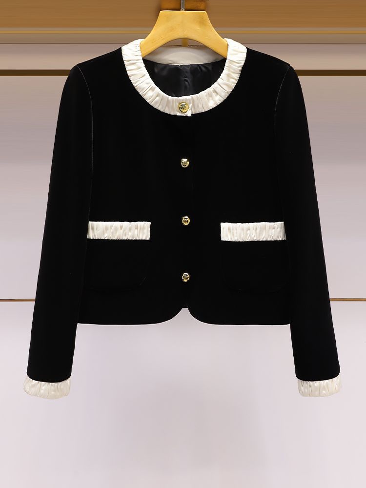 Damen Kurzjacke mit eleganter Rüsche Drune